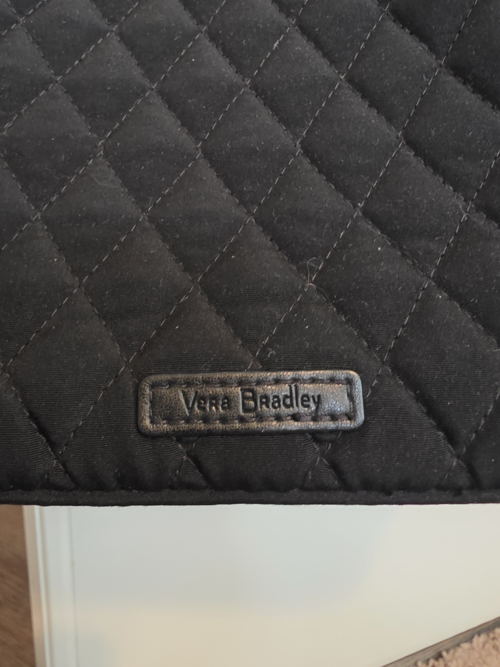 Vera Bradley On The Go Black Quilted Crossbody Shoulder Bag - Picture 5 of 7